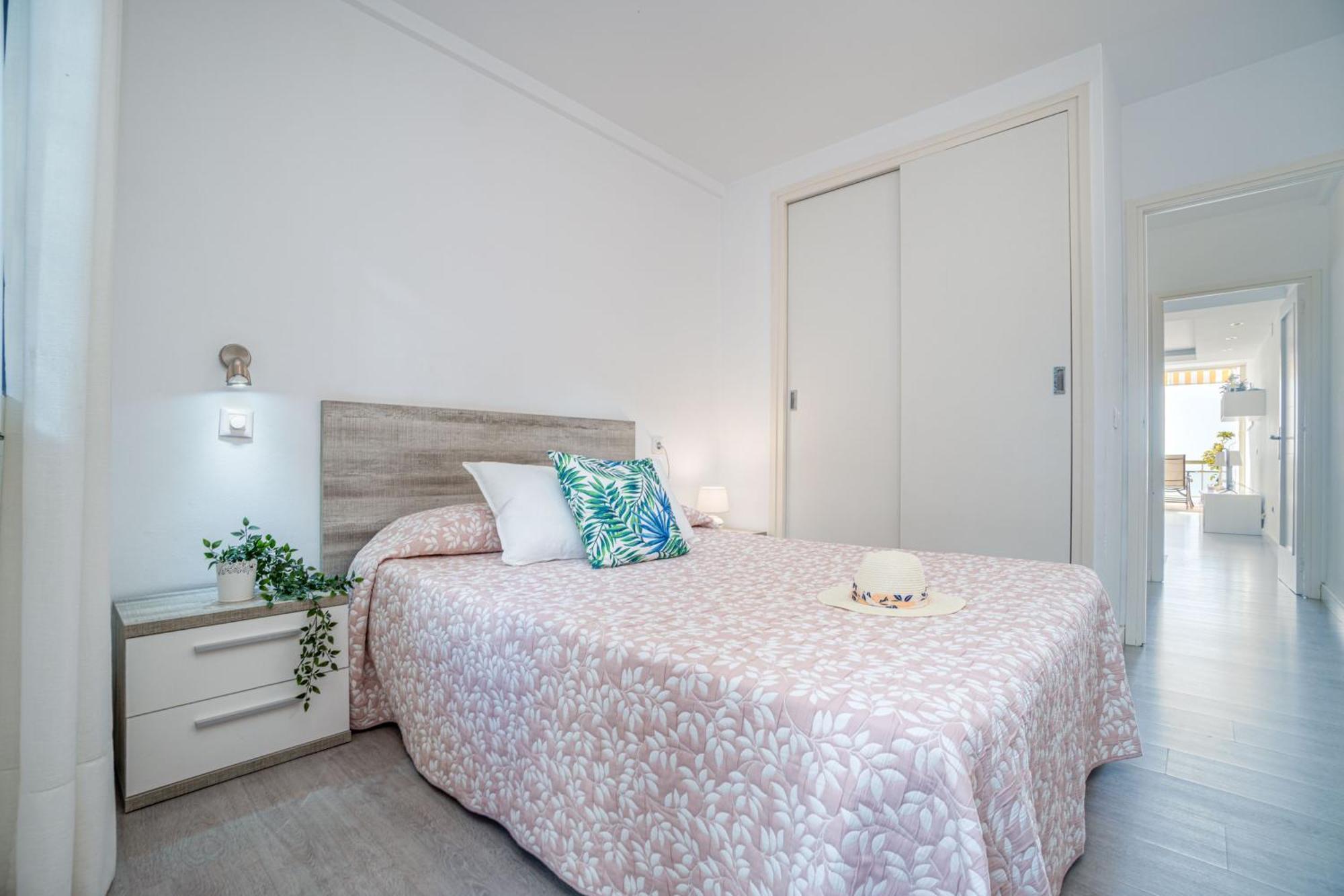 Apartment Meda Chica 罗萨斯 外观 照片