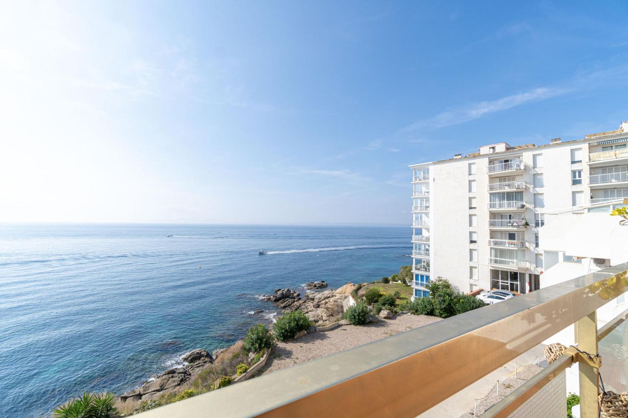 Apartment Meda Chica 罗萨斯 外观 照片